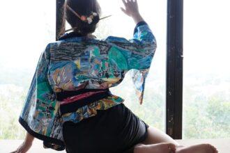 découvrez la beauté et la signification des prénoms japonais pour filles. explorez notre liste complète de prénoms, leurs origines et leurs significations profondes, pour trouver le nom parfait qui reflète la culture japonaise et la personnalité unique de votre petite fille.