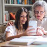 découvrez les remèdes de grand-mère, des solutions naturelles et efficaces pour soulager divers maux au quotidien. plongez dans un monde de conseils traditionnels pour prendre soin de votre santé et votre bien-être de manière simple et authentique.